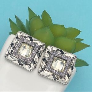 🍀 Square Stud Silver Rhinestone Earrings